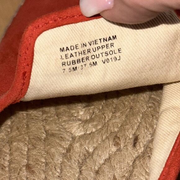 Michael Kors Vibrant Red Slip-On Sandals - Picture 7 of 8